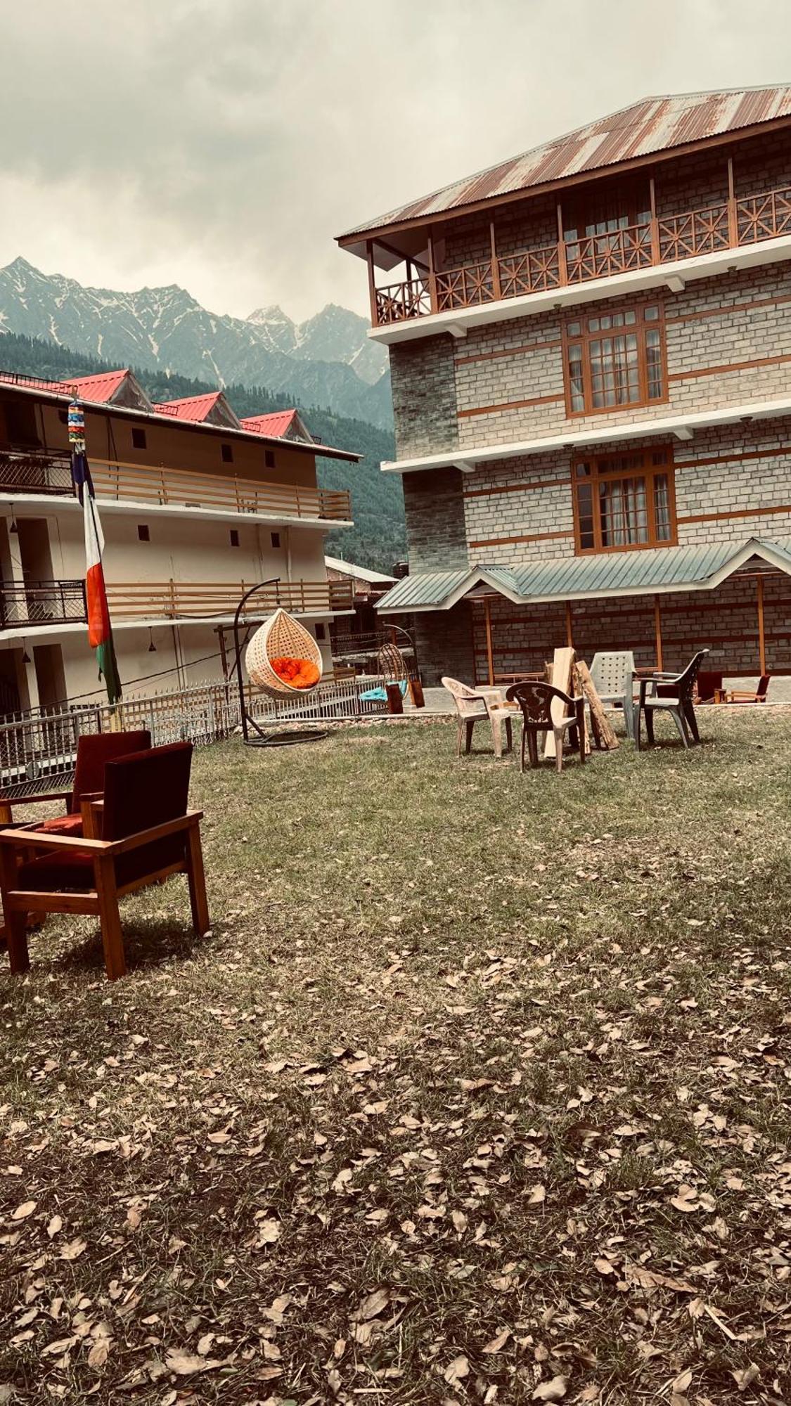 Sita Hotel & Cottage, Manali - A Boutique Wellness Hotel 외부 사진
